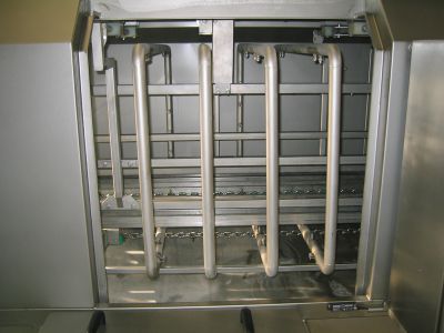 Düsenrohrsystem mit Flachstrahldüsen für Automobilteile Detailaufnahme des Düsenrohrsystems der TW 106 für gezielte Reinigung