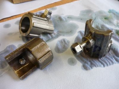 Klemmkupplung nach Entlackung mit PERKUTE Clean-o-mat RC-E Gereinigte Klemmkupplung nach Entlackung im Clean-o-mat RC-E